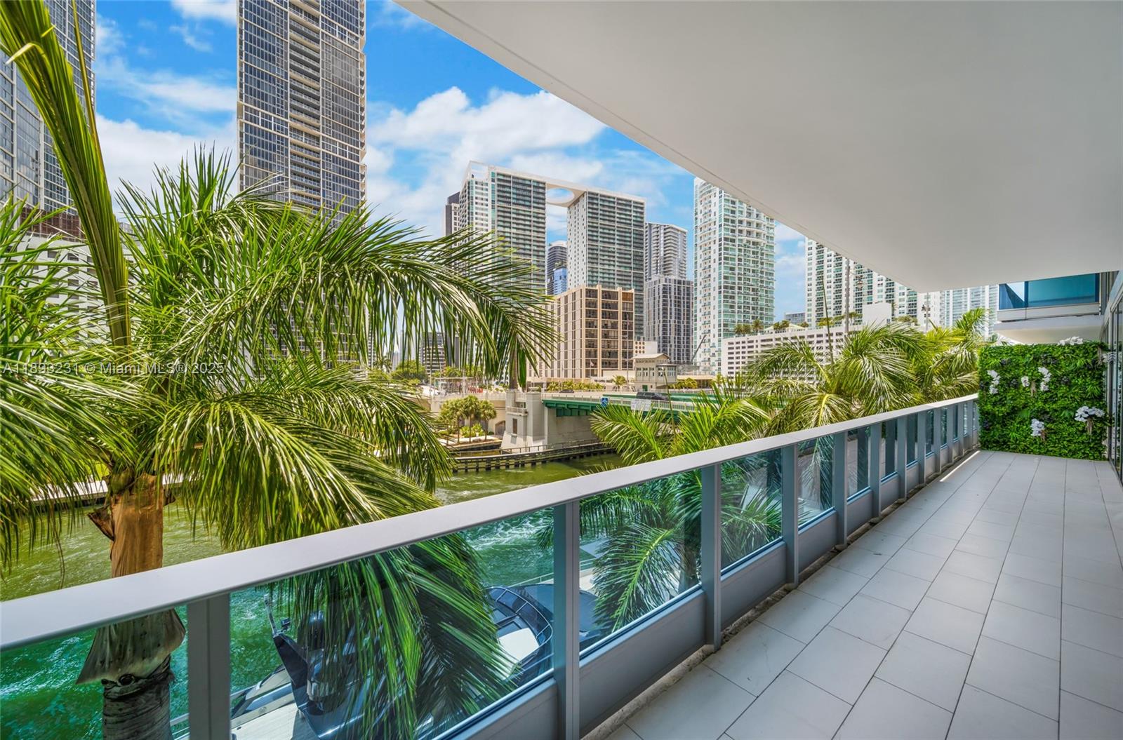 200 Biscayne Boulevard Way #305, Miami FL 33131