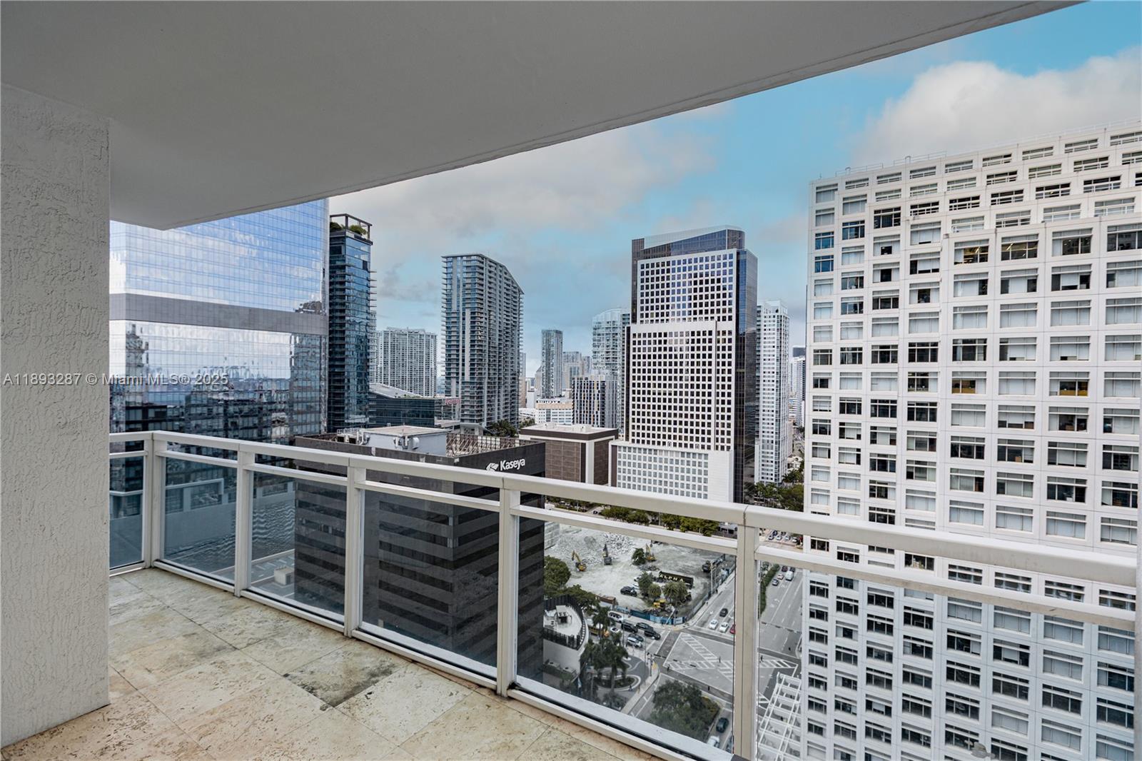 951 Brickell Ave #2601, Miami FL 33131