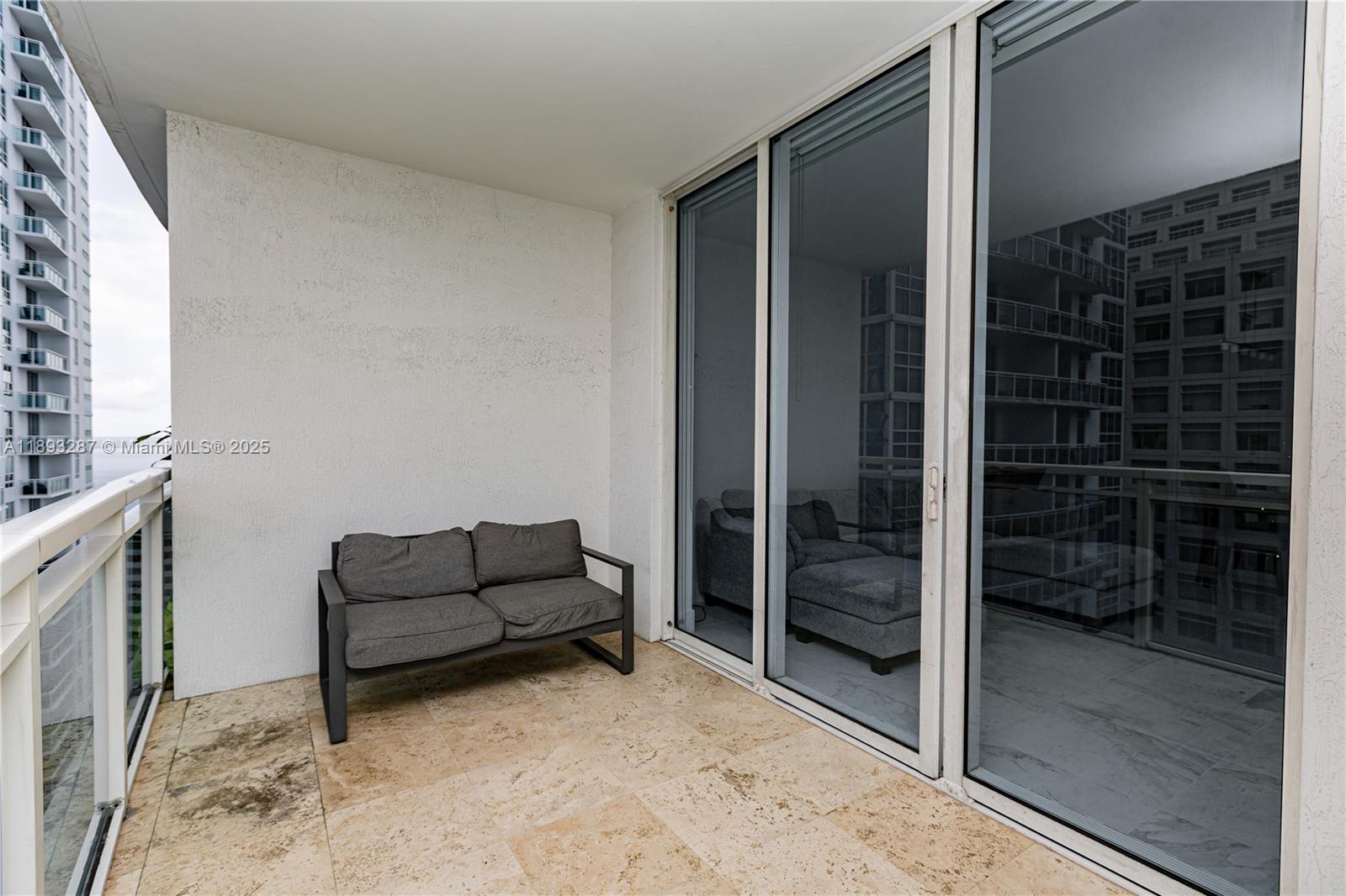951 Brickell Ave #2601, Miami FL 33131