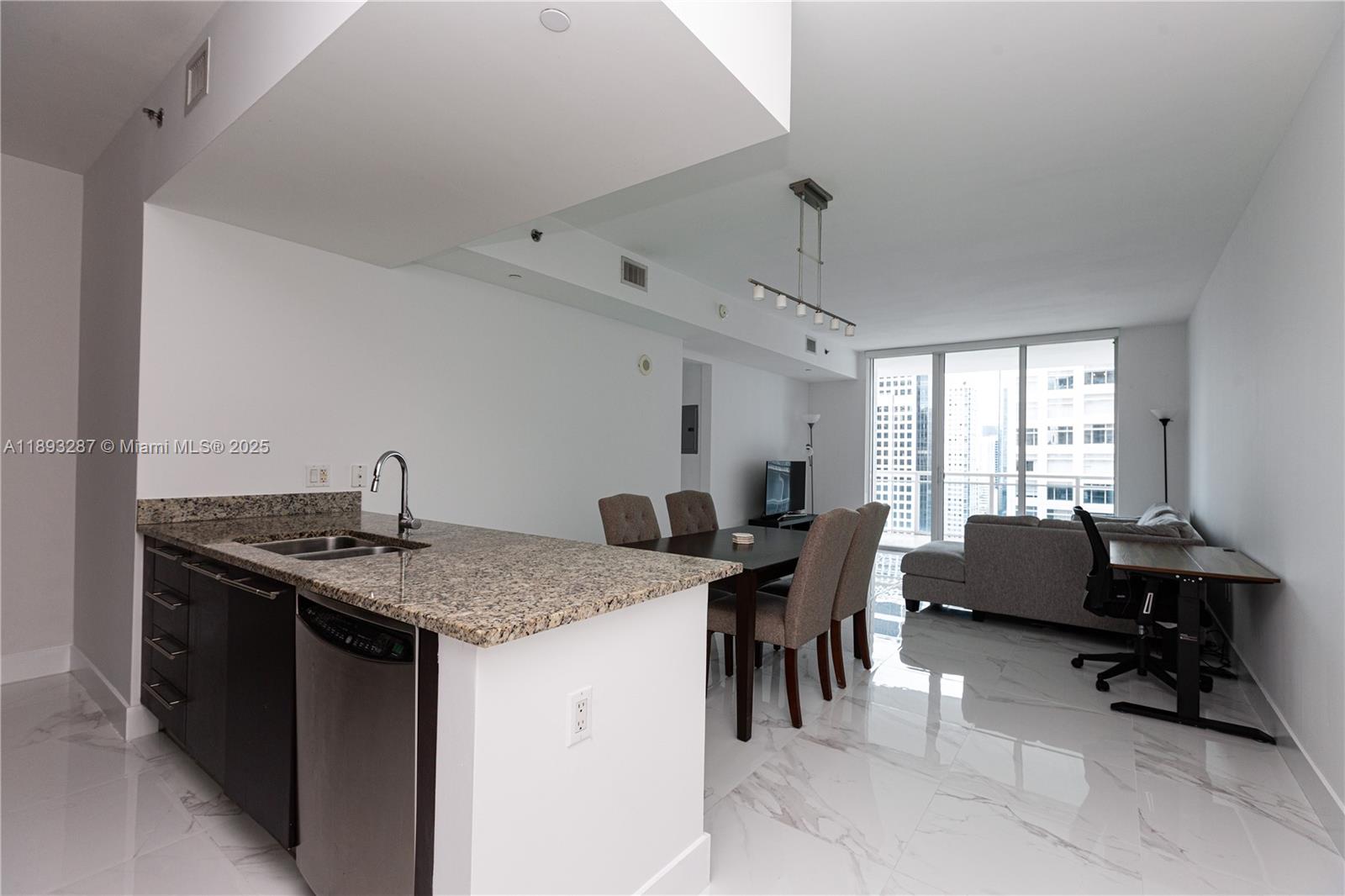 951 Brickell Ave #2601, Miami FL 33131