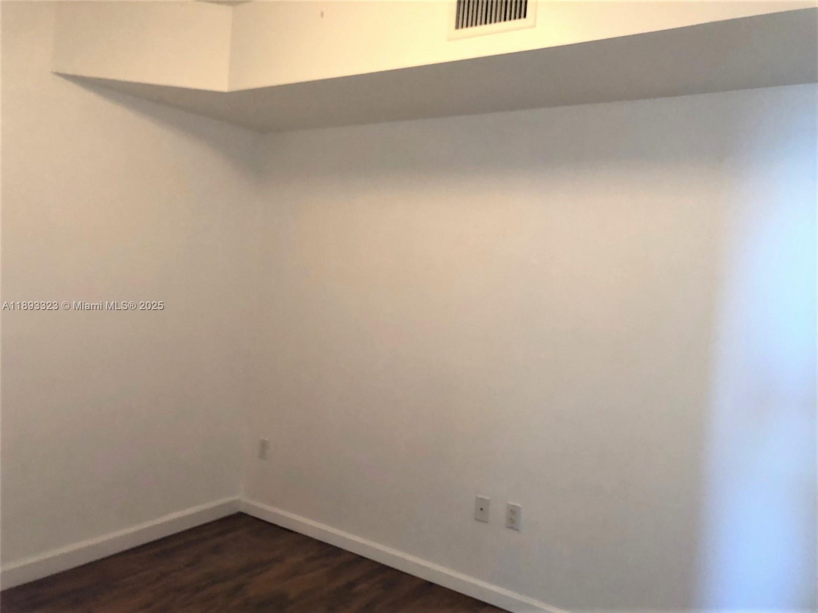 7900 Harbor Island Dr #1103, North Bay Village FL 33141