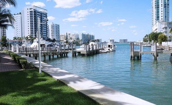 7900 Harbor Island Dr #1103, North Bay Village FL 33141