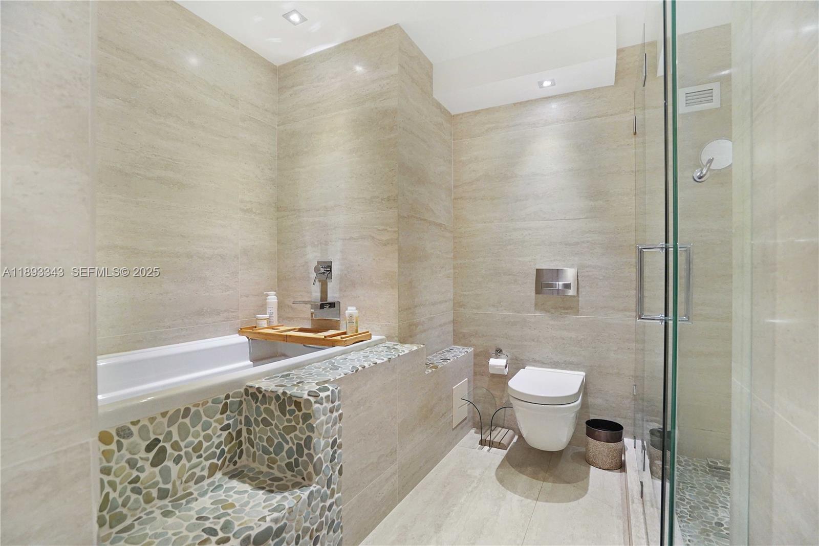 1000 West Ave #417, Miami Beach FL 33139