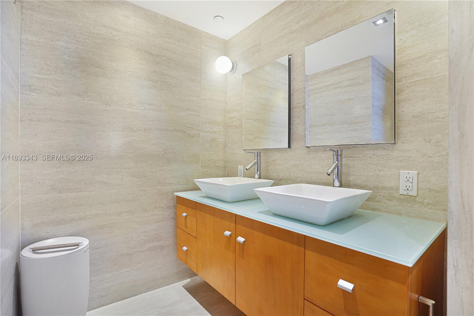 1000 West Ave #417, Miami Beach FL 33139