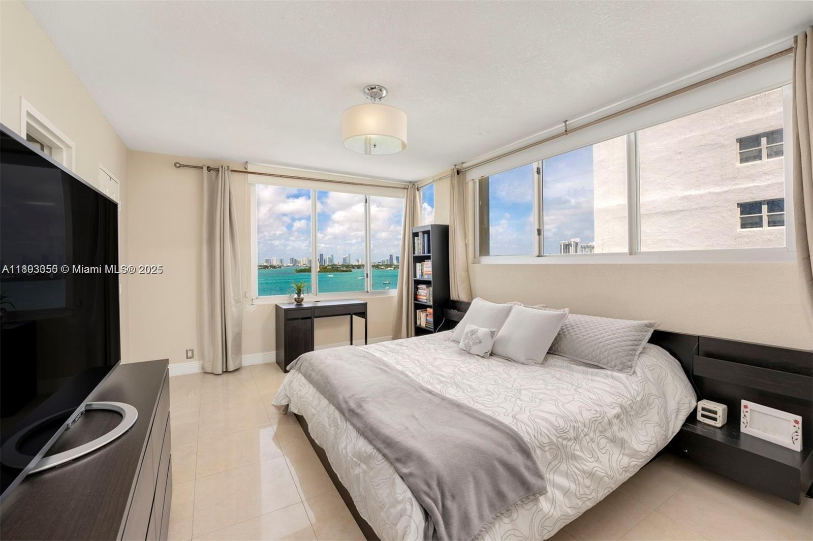 1200 West Ave #725, Miami Beach FL 33139