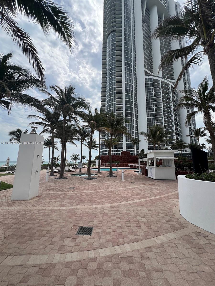 18201 Collins Ave #908, Sunny Isles Beach FL 33160