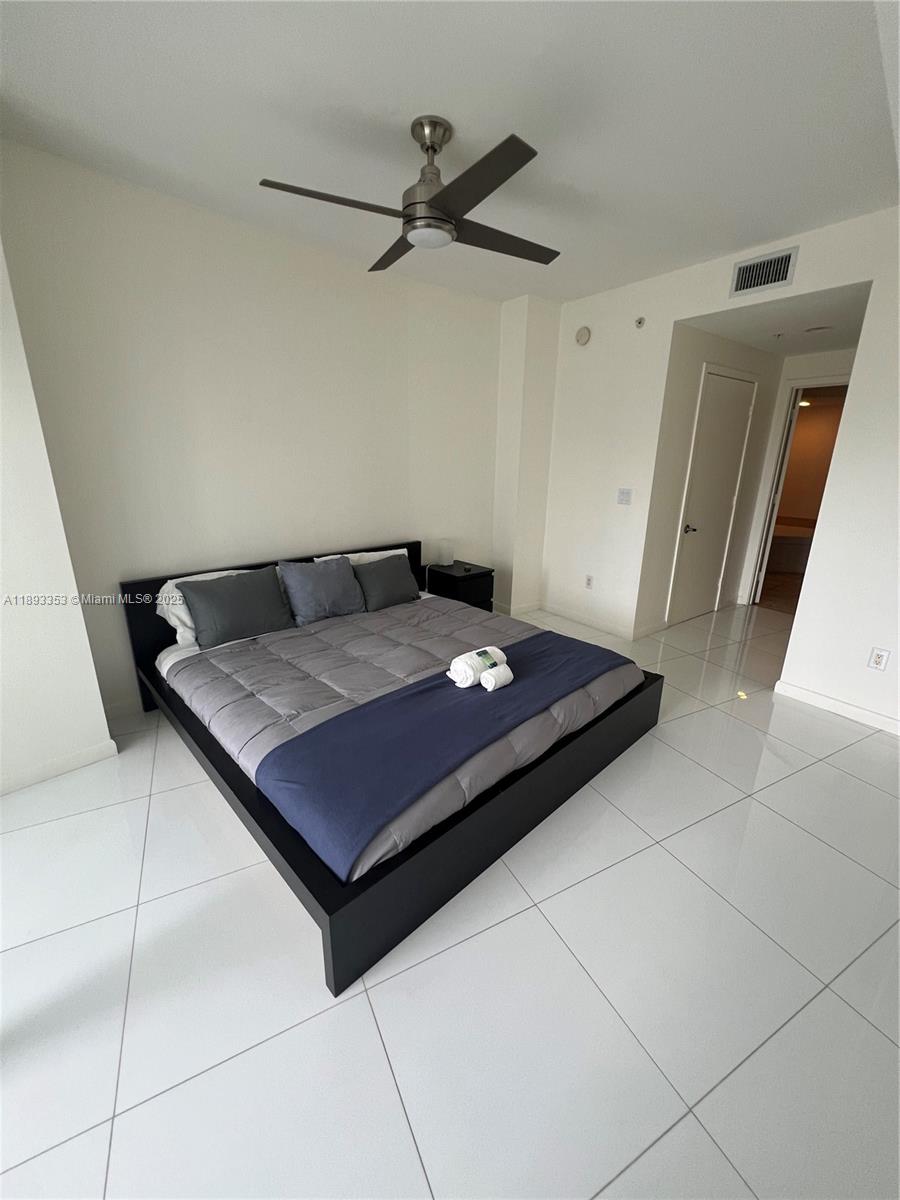 18201 Collins Ave #908, Sunny Isles Beach FL 33160