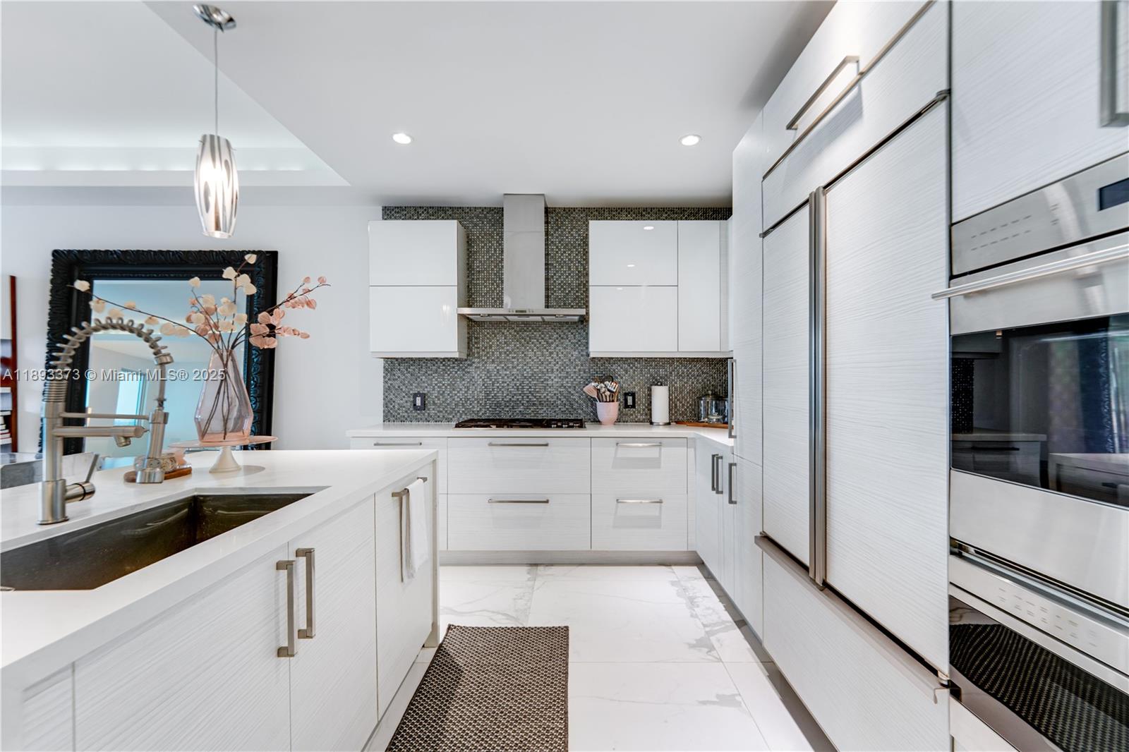 259 Shore Ct, Lauderdale By The Sea FL 33308