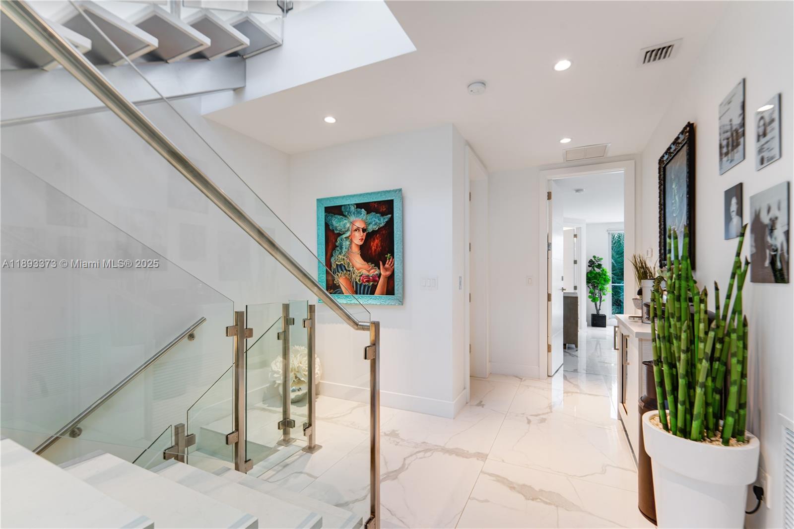 259 Shore Ct, Lauderdale By The Sea FL 33308