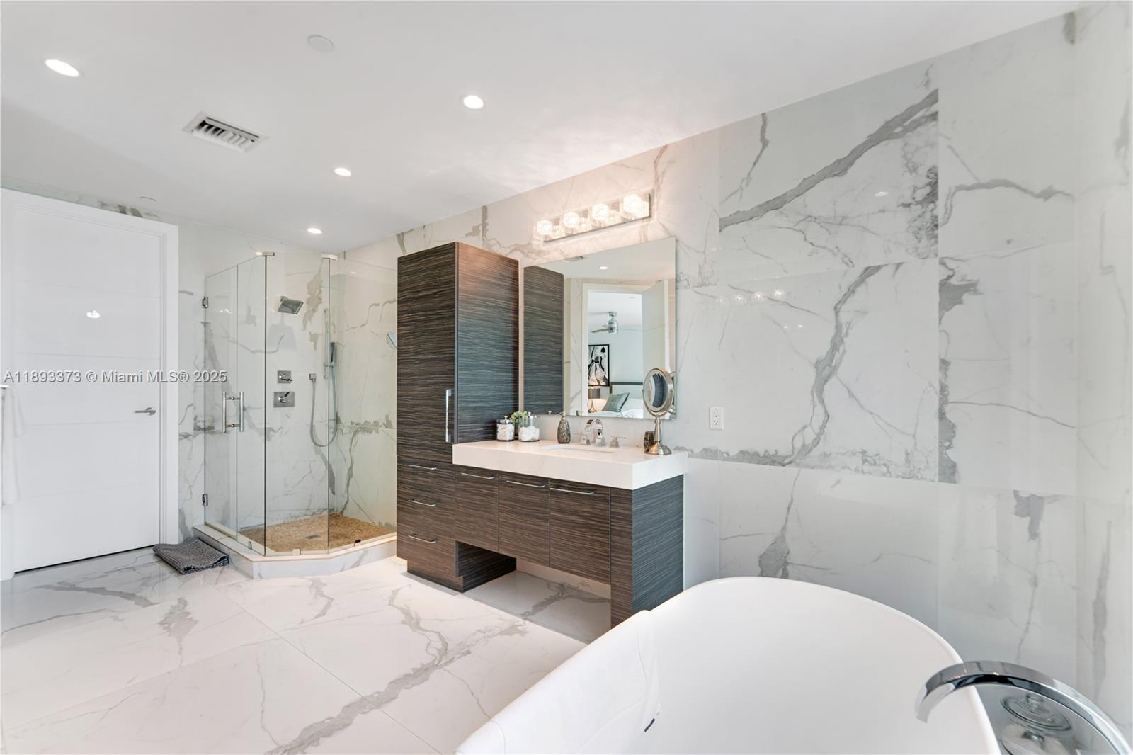 259 Shore Ct, Lauderdale By The Sea FL 33308