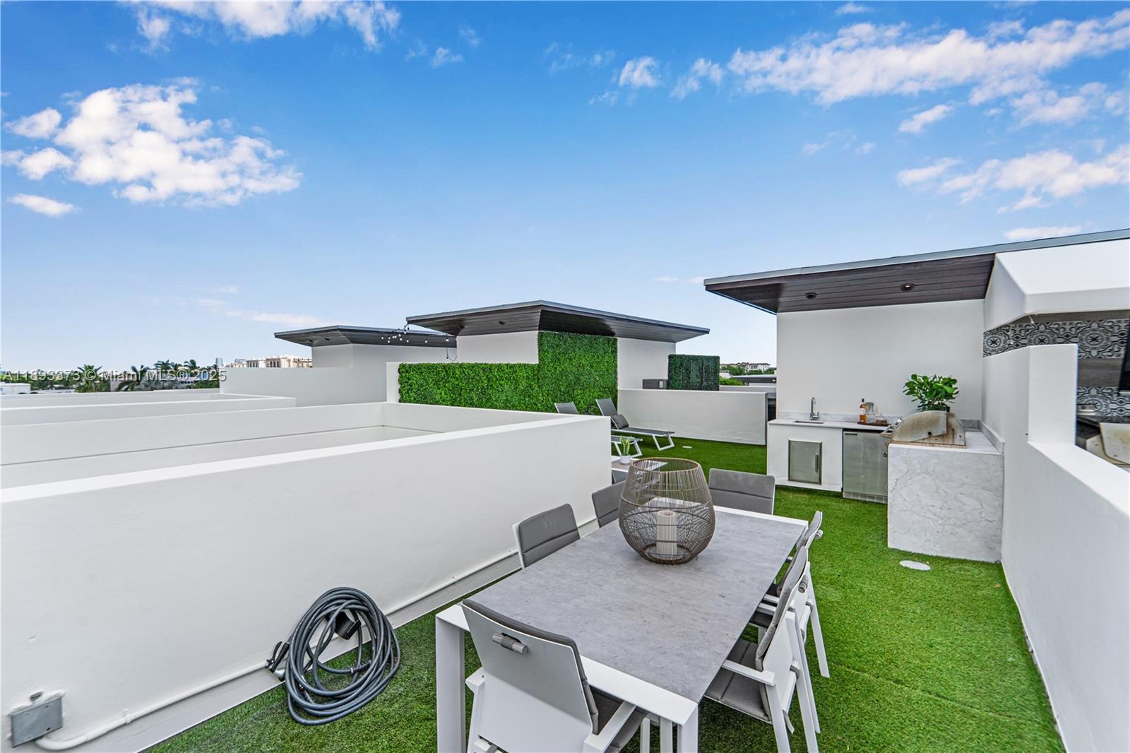 259 Shore Ct, Lauderdale By The Sea FL 33308