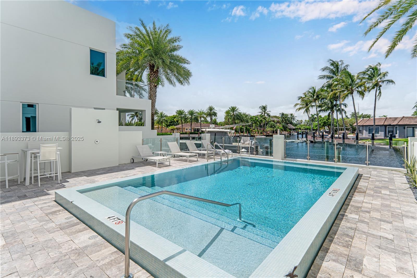 259 Shore Ct, Lauderdale By The Sea FL 33308
