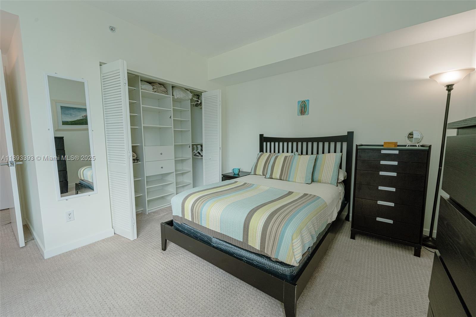 325 S Biscayne Blvd #2119, Miami FL 33131