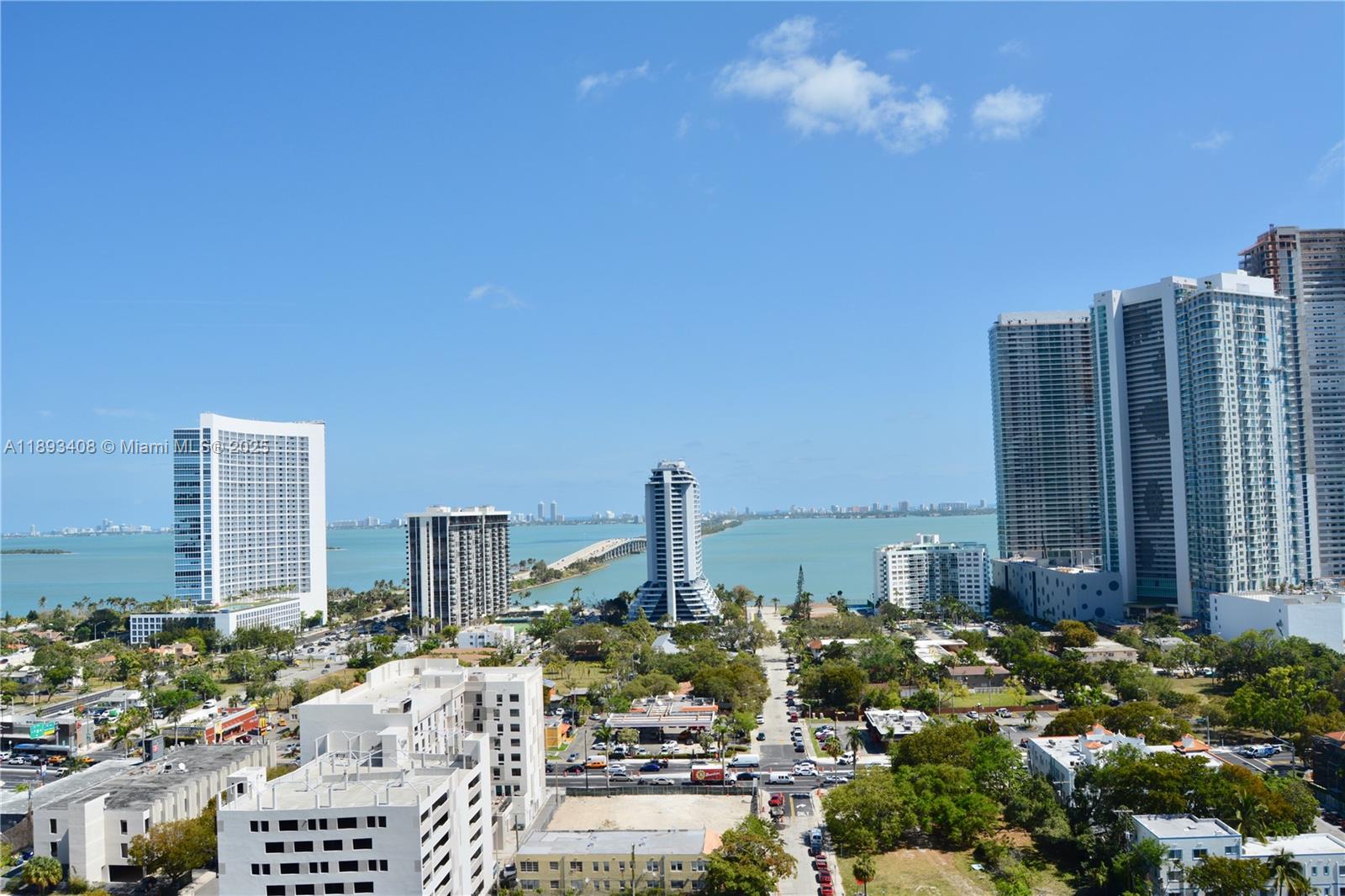 121 NE 34th St #1905, Miami FL 33137