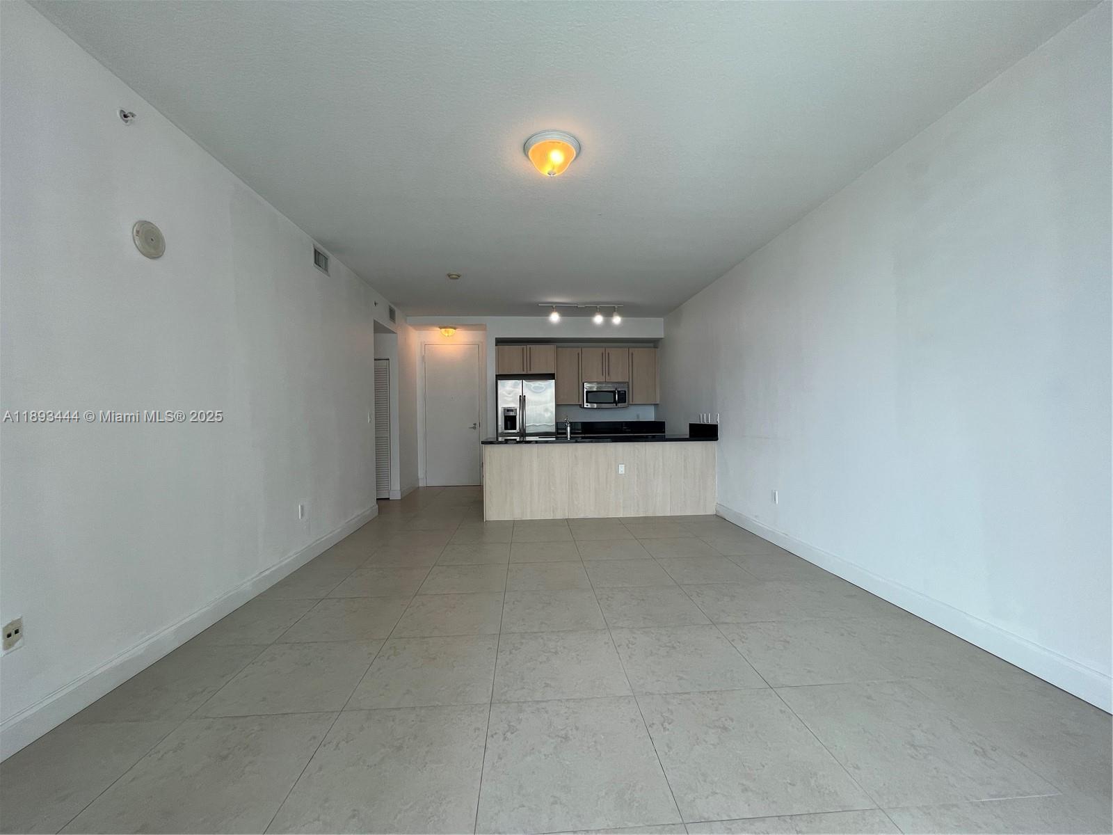 79 SW 12th St #2808-S, Miami FL 33130