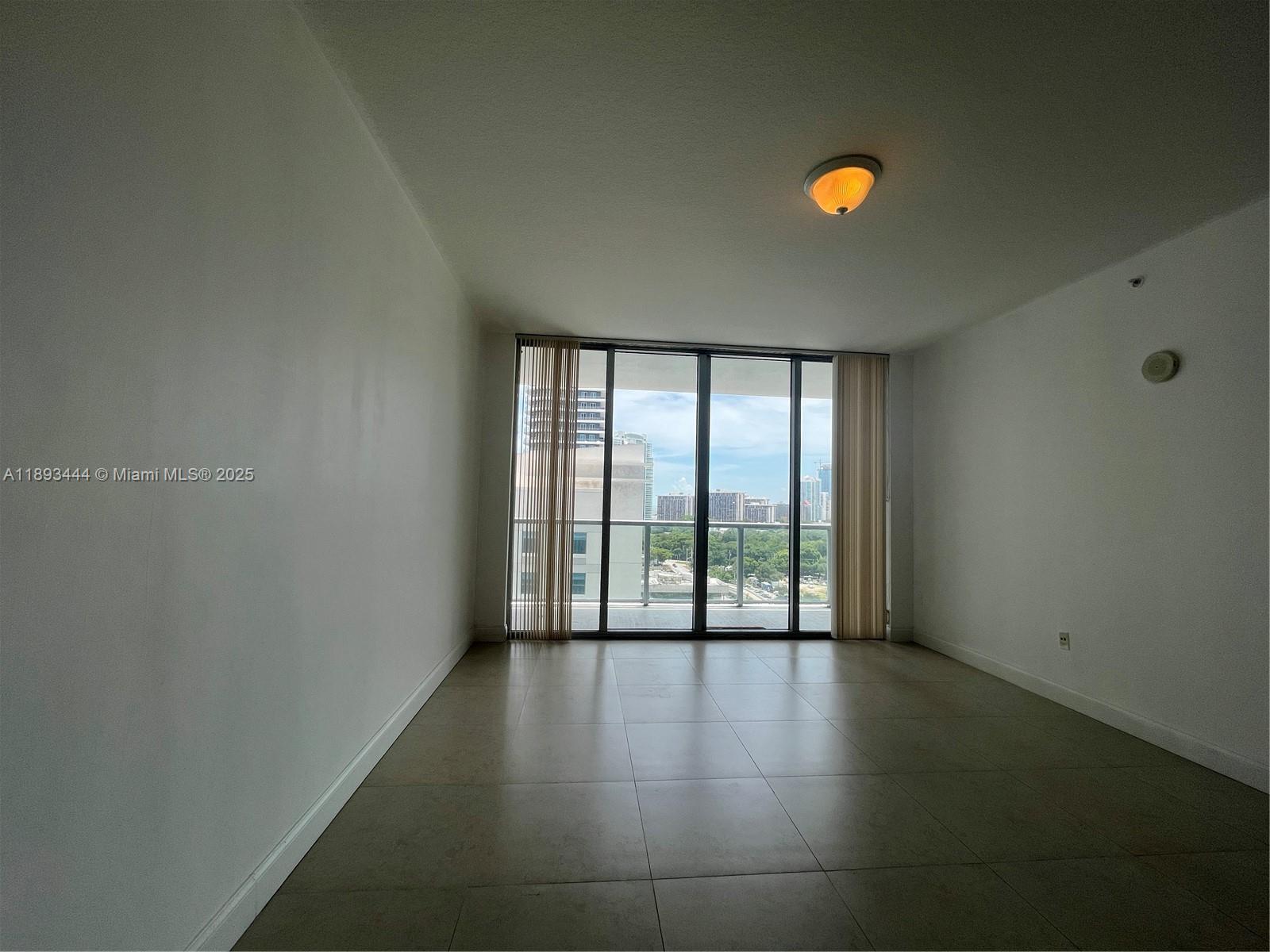 79 SW 12th St #2808-S, Miami FL 33130