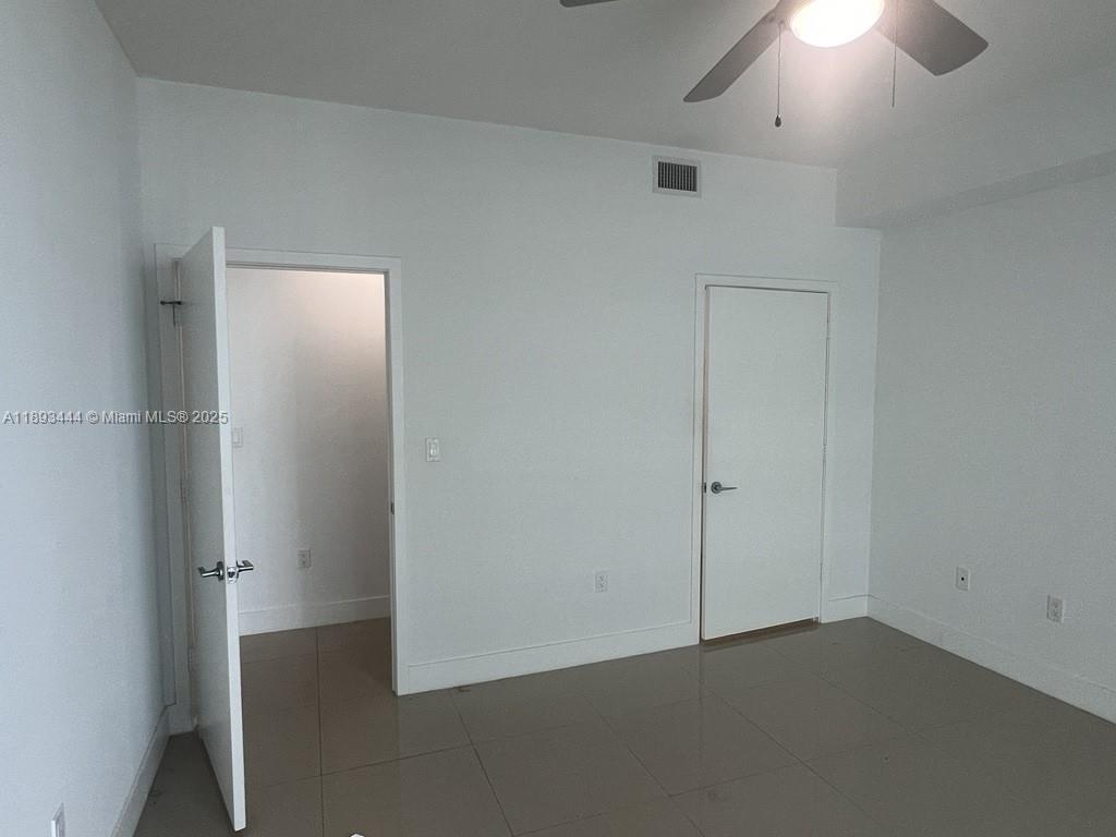 79 SW 12th St #2808-S, Miami FL 33130