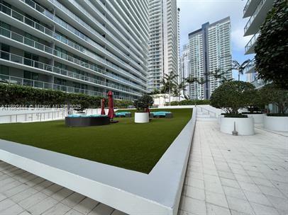 79 SW 12th St #2808-S, Miami FL 33130