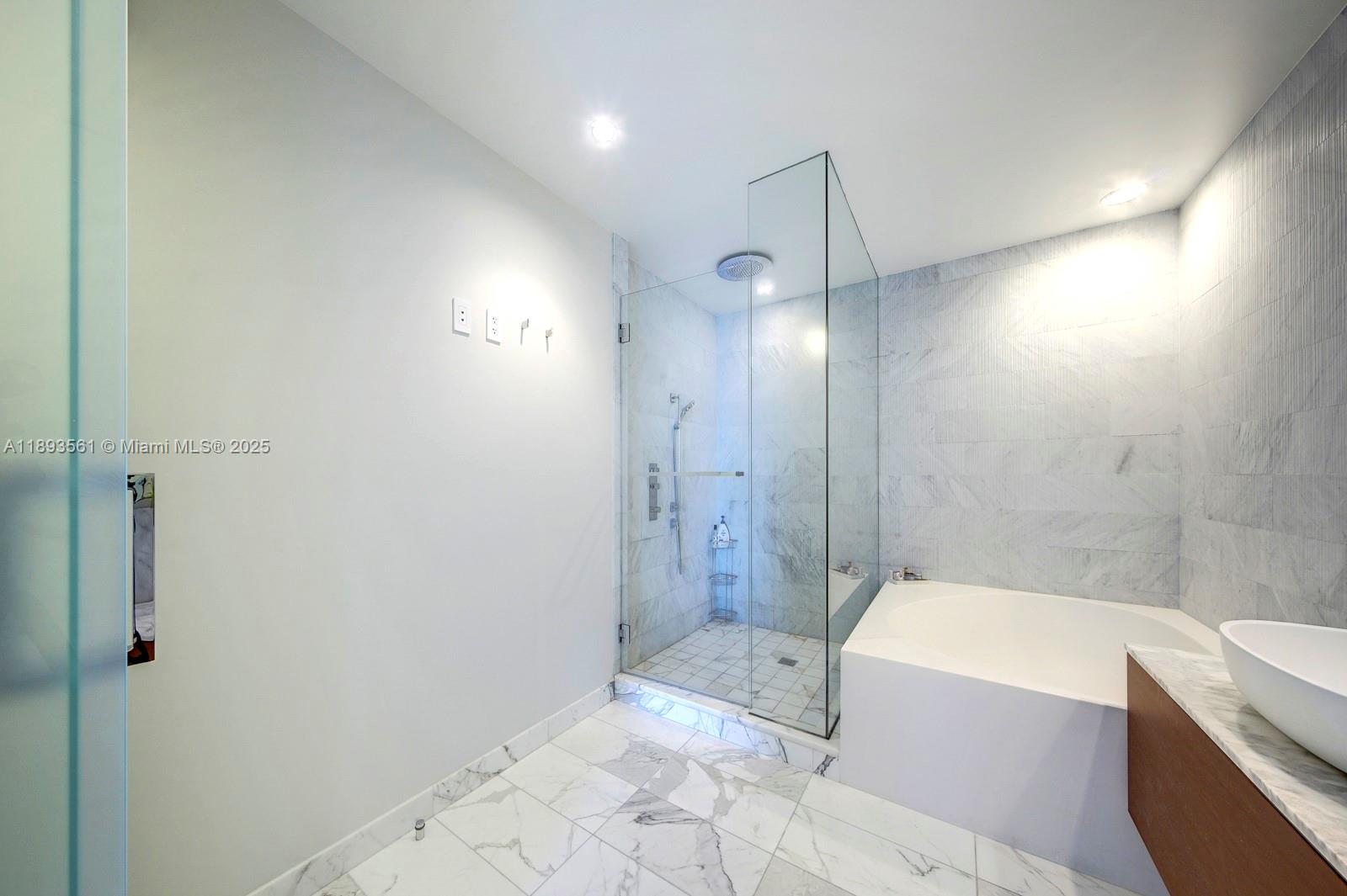 10203 Collins Ave #1502, Bal Harbour FL 33154