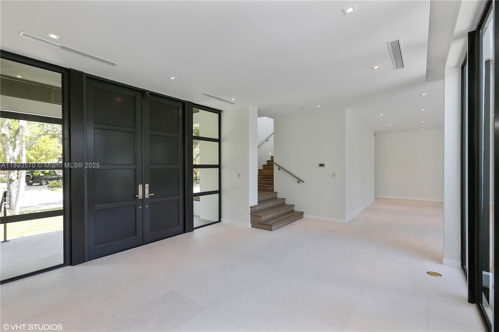 7015 Mira Flores Ave, Coral Gables FL 33143