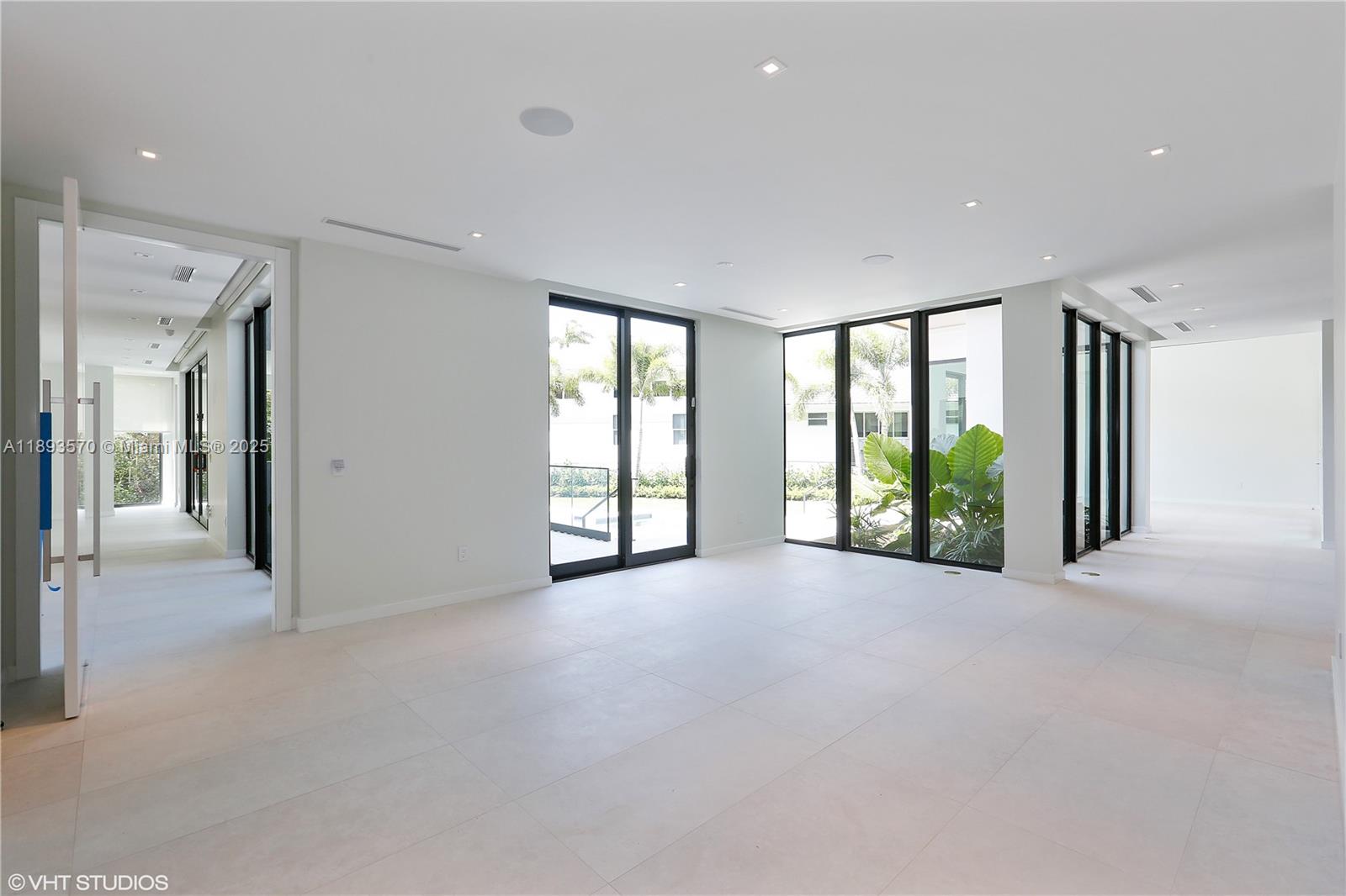 7015 Mira Flores Ave, Coral Gables FL 33143