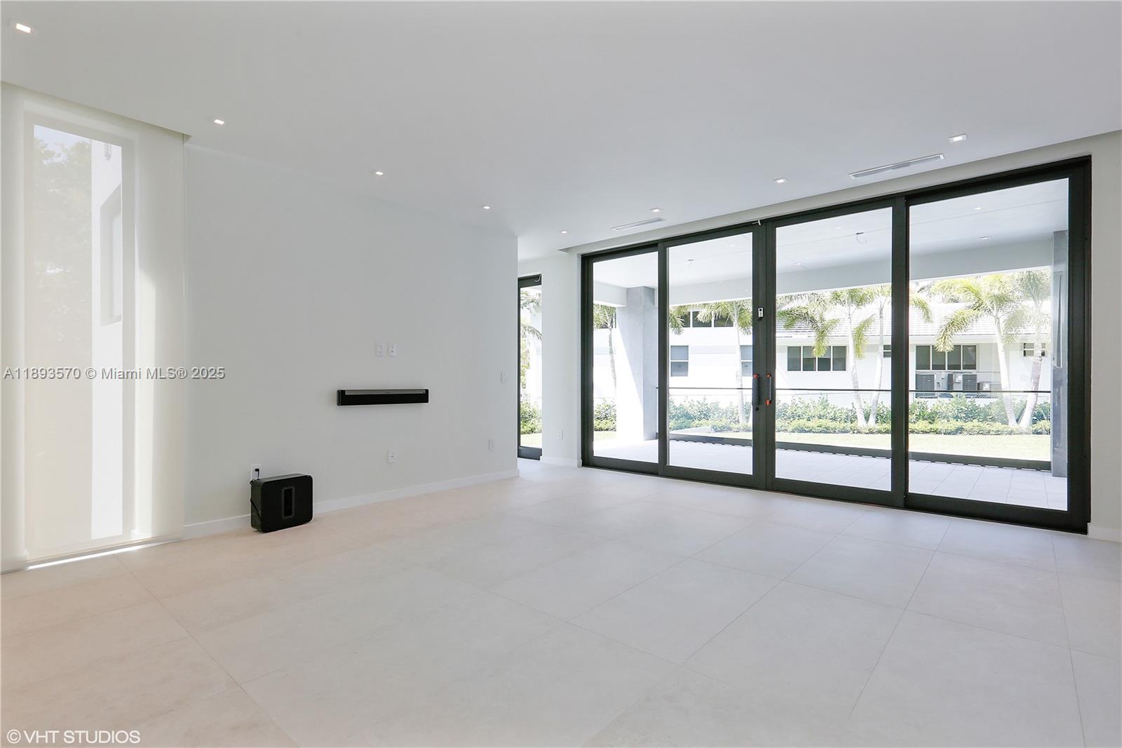 7015 Mira Flores Ave, Coral Gables FL 33143