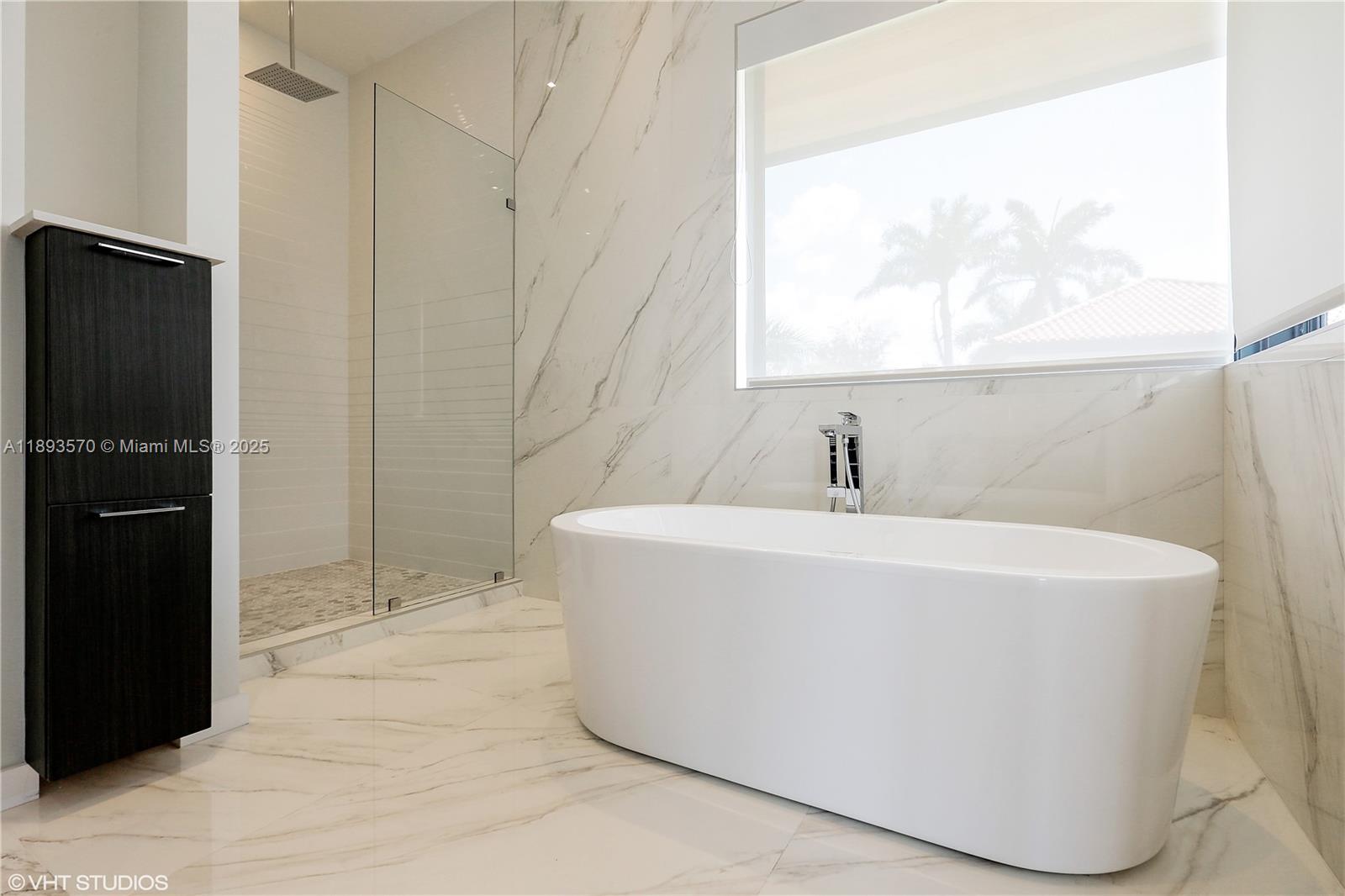 7015 Mira Flores Ave, Coral Gables FL 33143