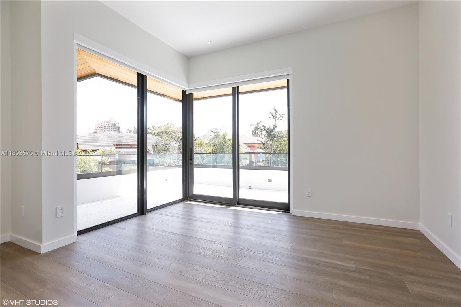 7015 Mira Flores Ave, Coral Gables FL 33143
