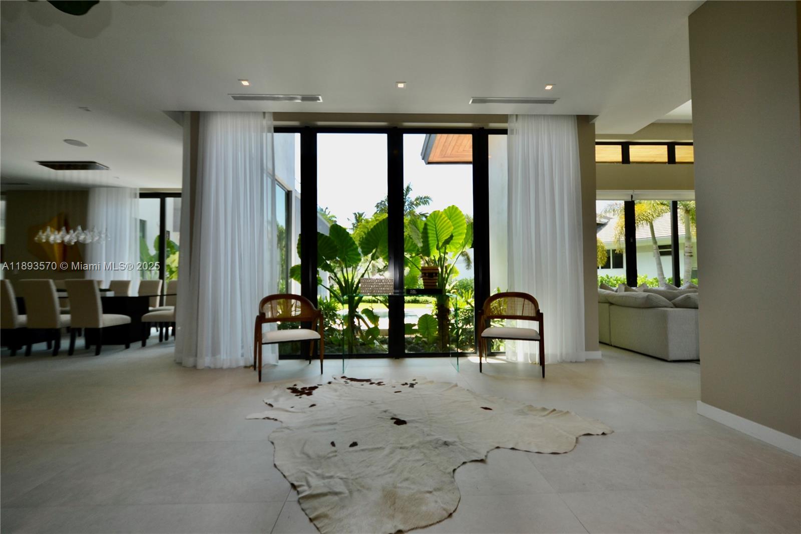 7015 Mira Flores Ave, Coral Gables FL 33143