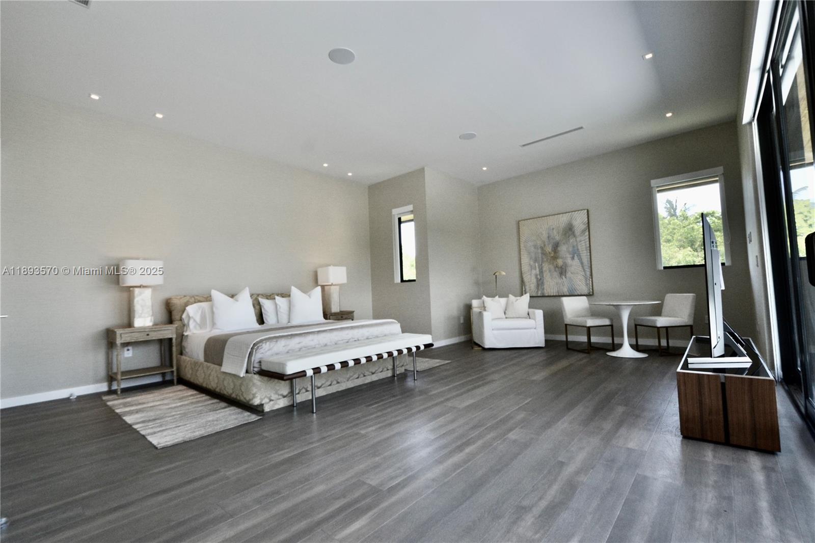 7015 Mira Flores Ave, Coral Gables FL 33143