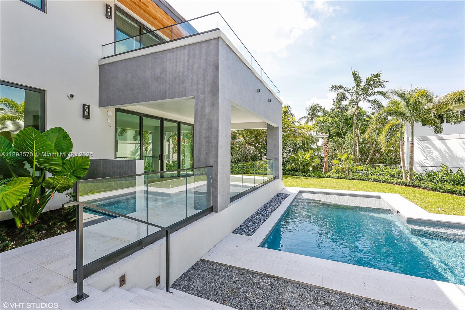 7015 Mira Flores Ave, Coral Gables FL 33143