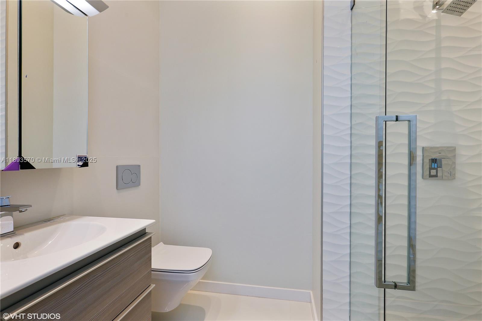 7015 Mira Flores Ave, Coral Gables FL 33143