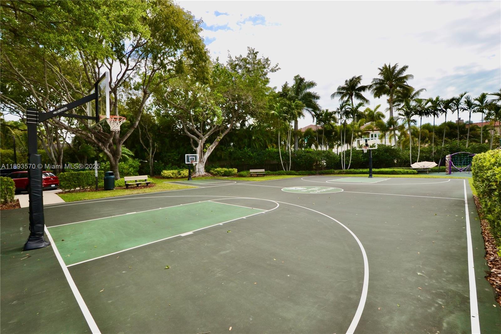 7015 Mira Flores Ave, Coral Gables FL 33143