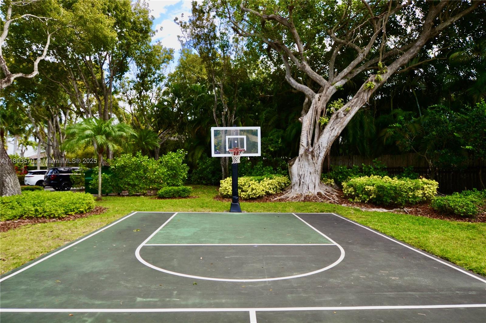 7015 Mira Flores Ave, Coral Gables FL 33143