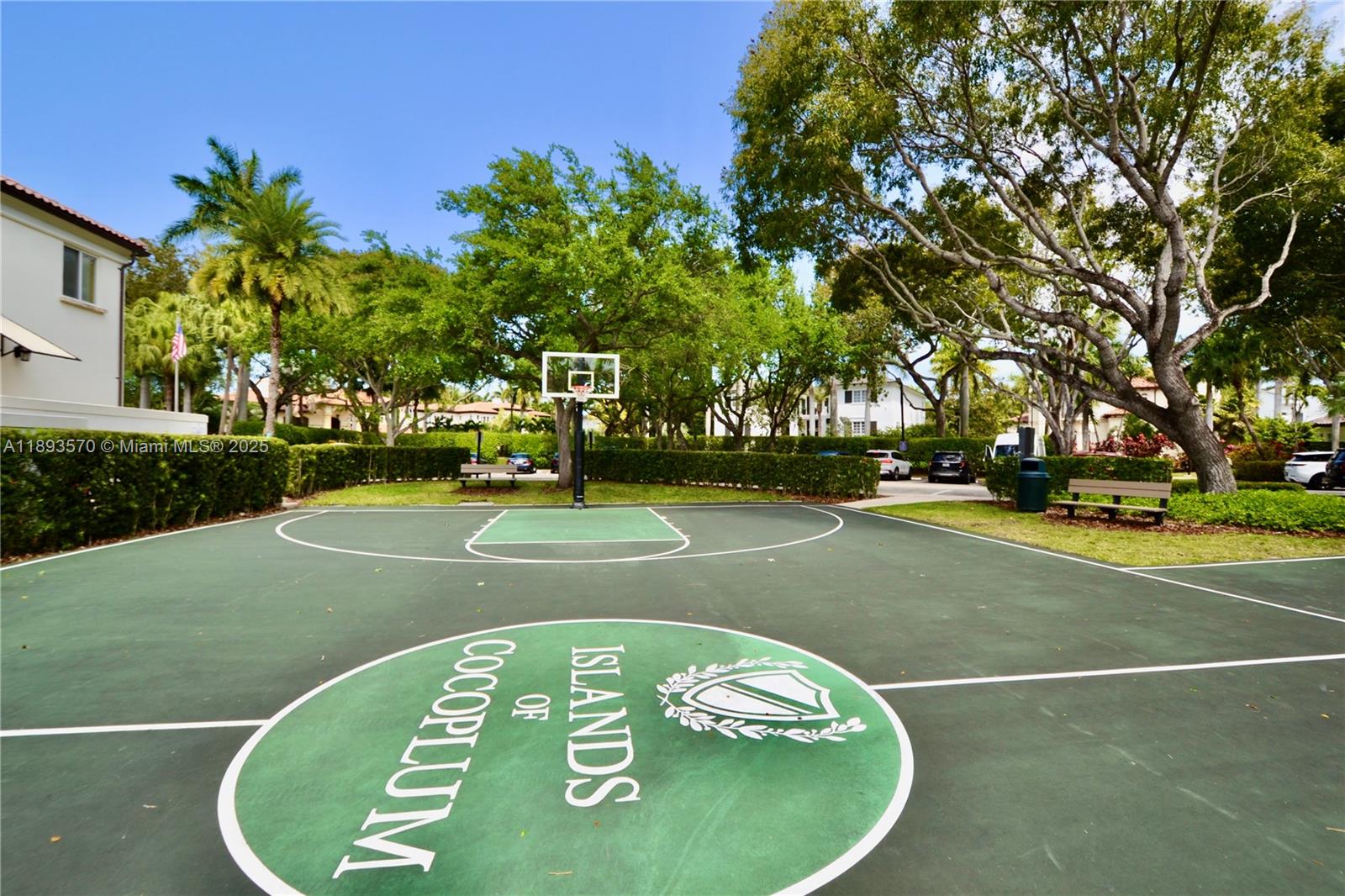7015 Mira Flores Ave, Coral Gables FL 33143