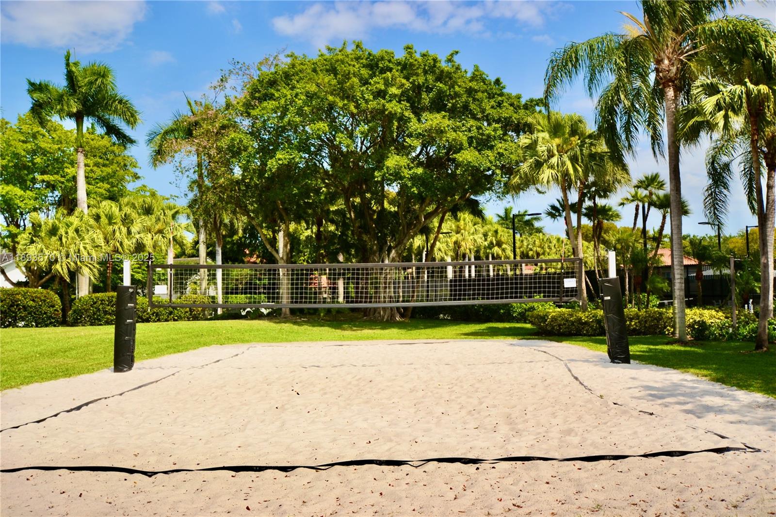 7015 Mira Flores Ave, Coral Gables FL 33143