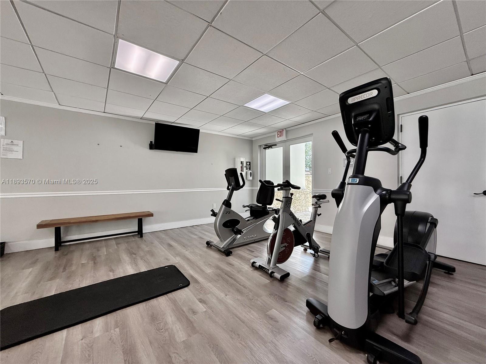7015 Mira Flores Ave, Coral Gables FL 33143