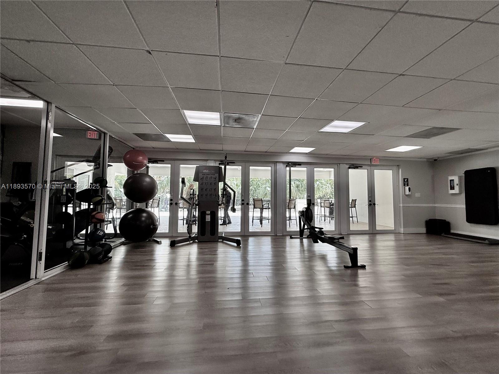 7015 Mira Flores Ave, Coral Gables FL 33143