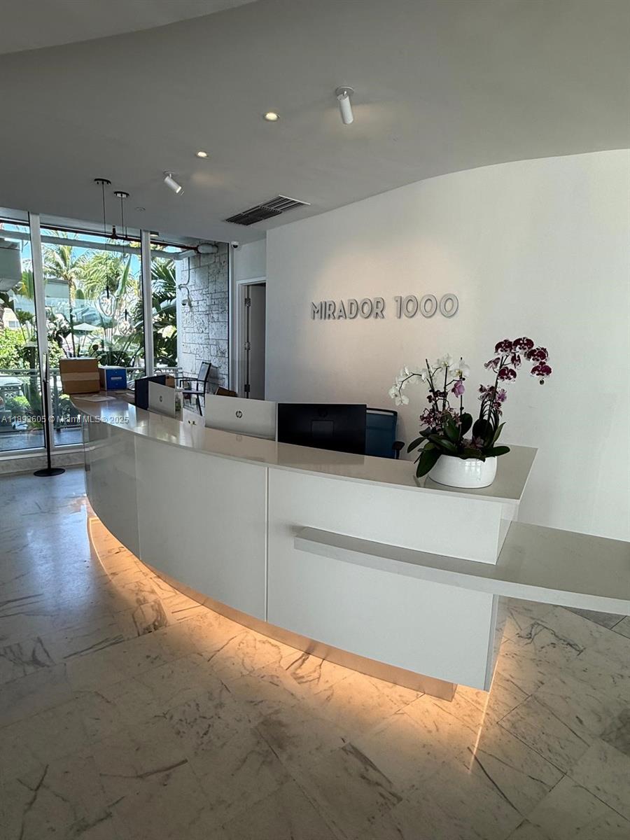 1000 West Ave #306, Miami Beach FL 33139