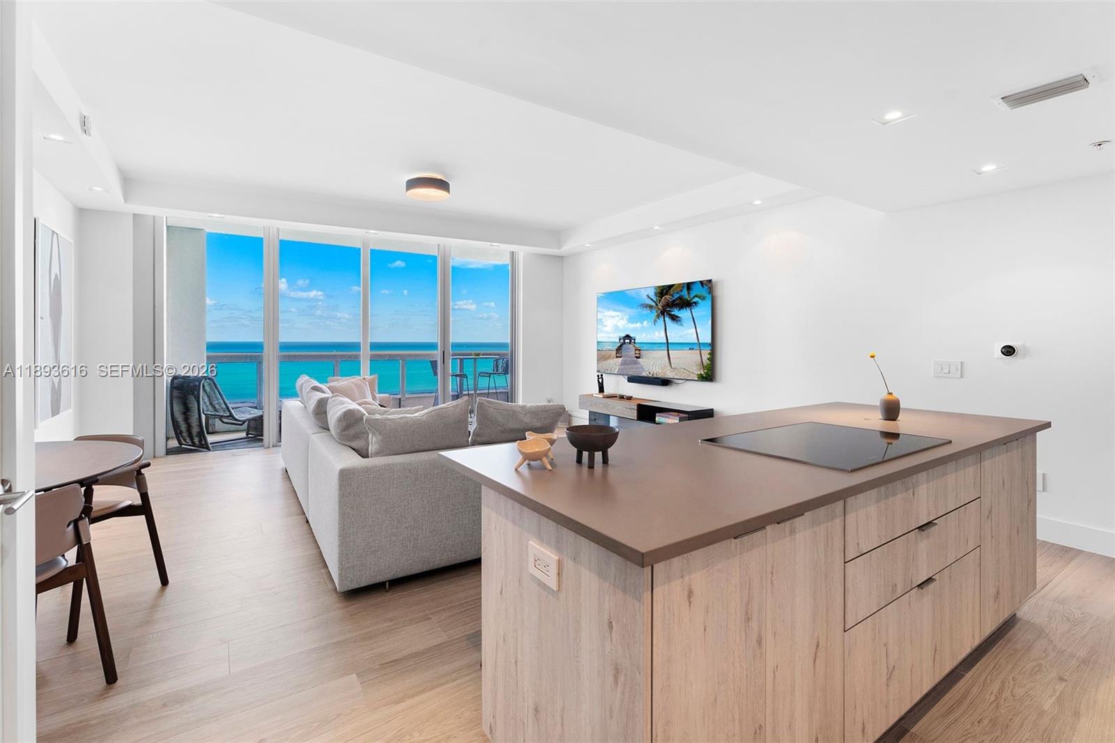 6899 Collins Ave #2601, Miami Beach FL 33141