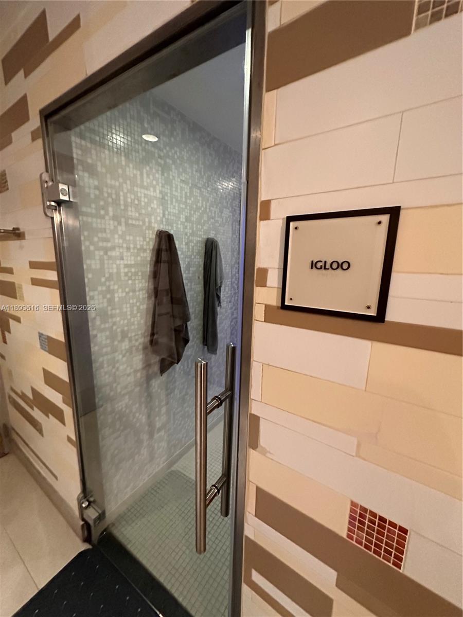 6899 Collins Ave #2601, Miami Beach FL 33141
