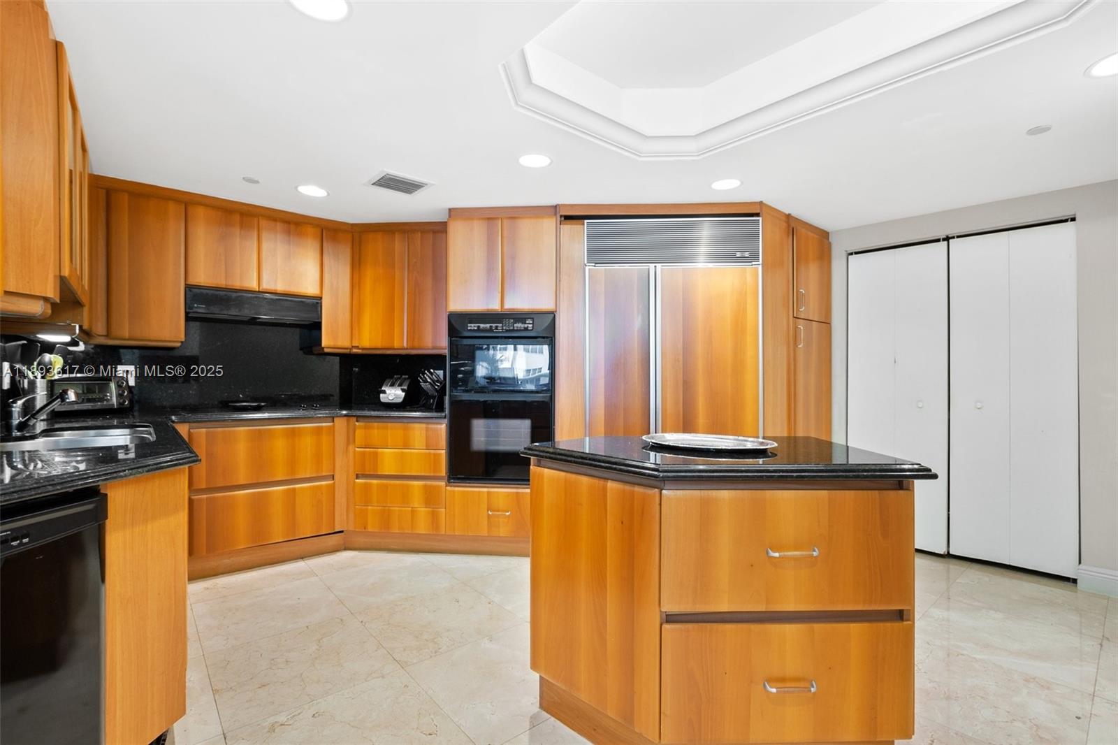 9559 Collins Ave #S-10I, Surfside FL 33154