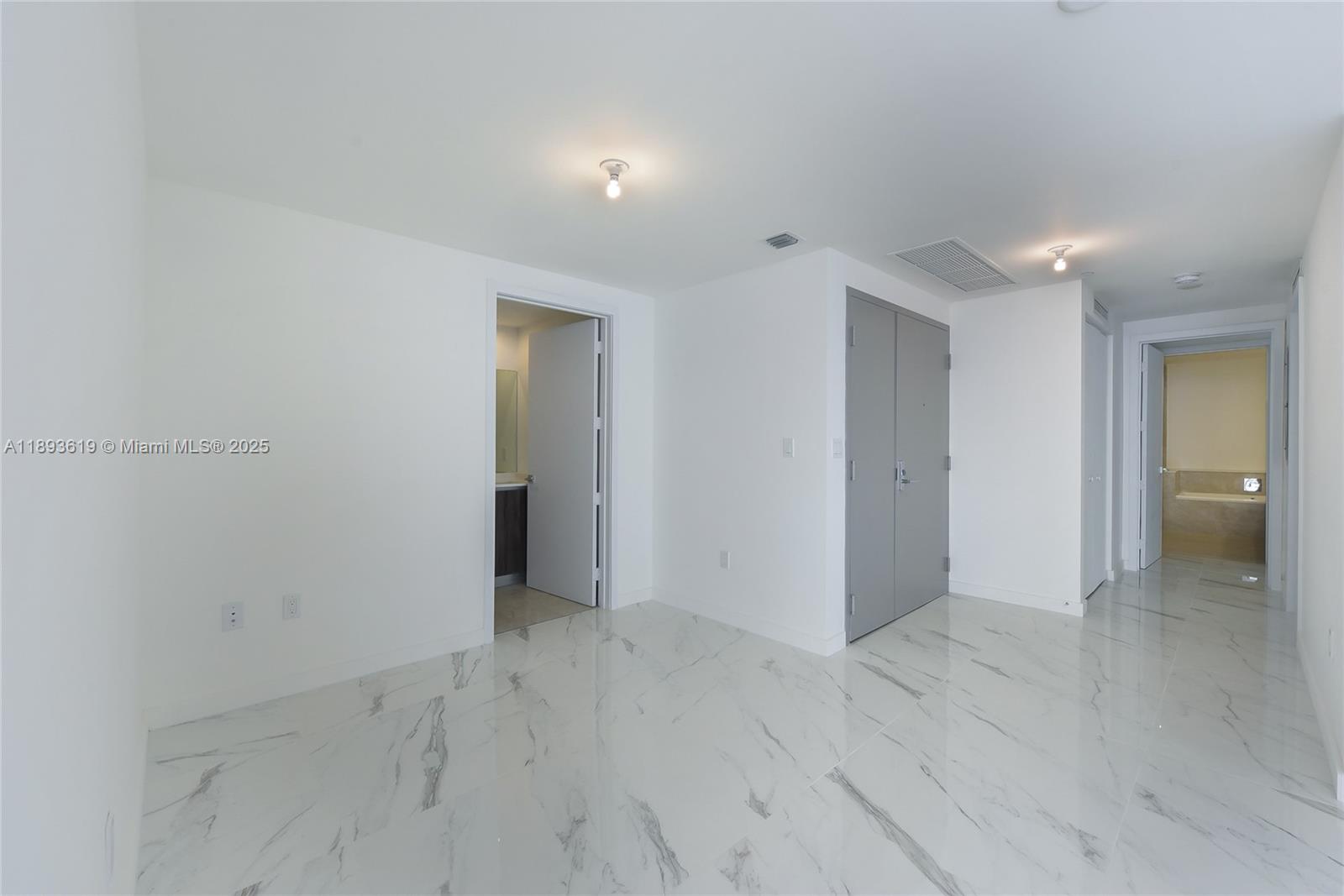 488 NE 18th St #4415, Miami FL 33132