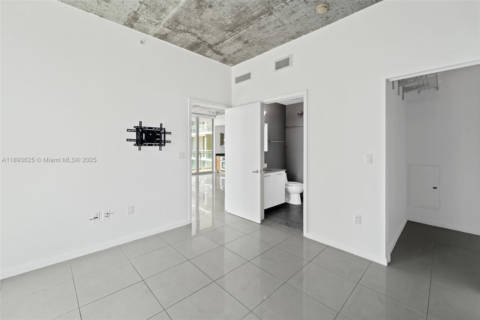 3470 E Coast Ave #H2508, Miami FL 33137