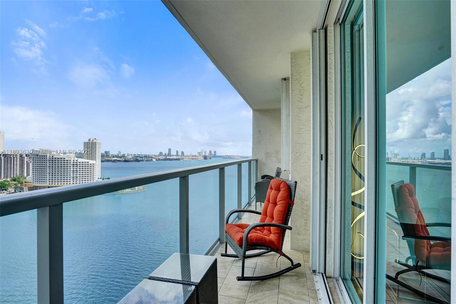 1155 Brickell Bay Dr #2404, Miami FL 33131