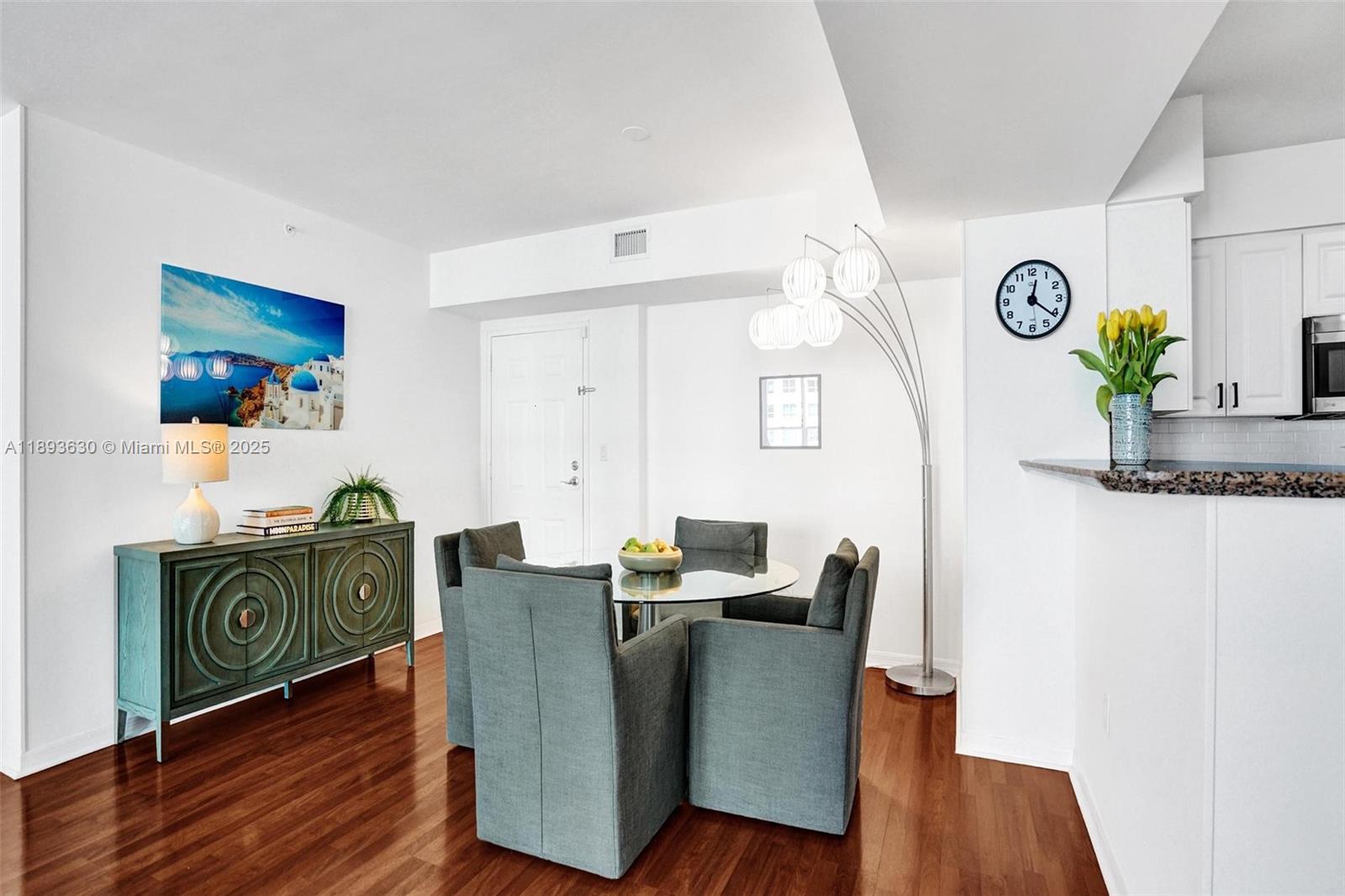 1155 Brickell Bay Dr #2404, Miami FL 33131