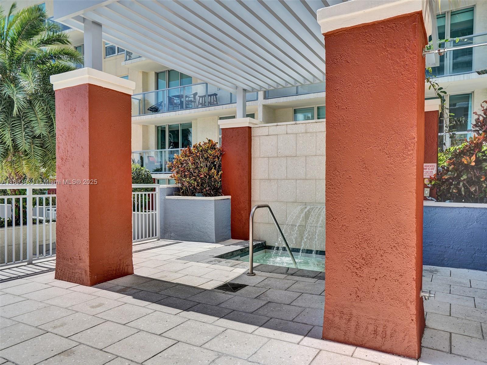 1155 Brickell Bay Dr #2404, Miami FL 33131
