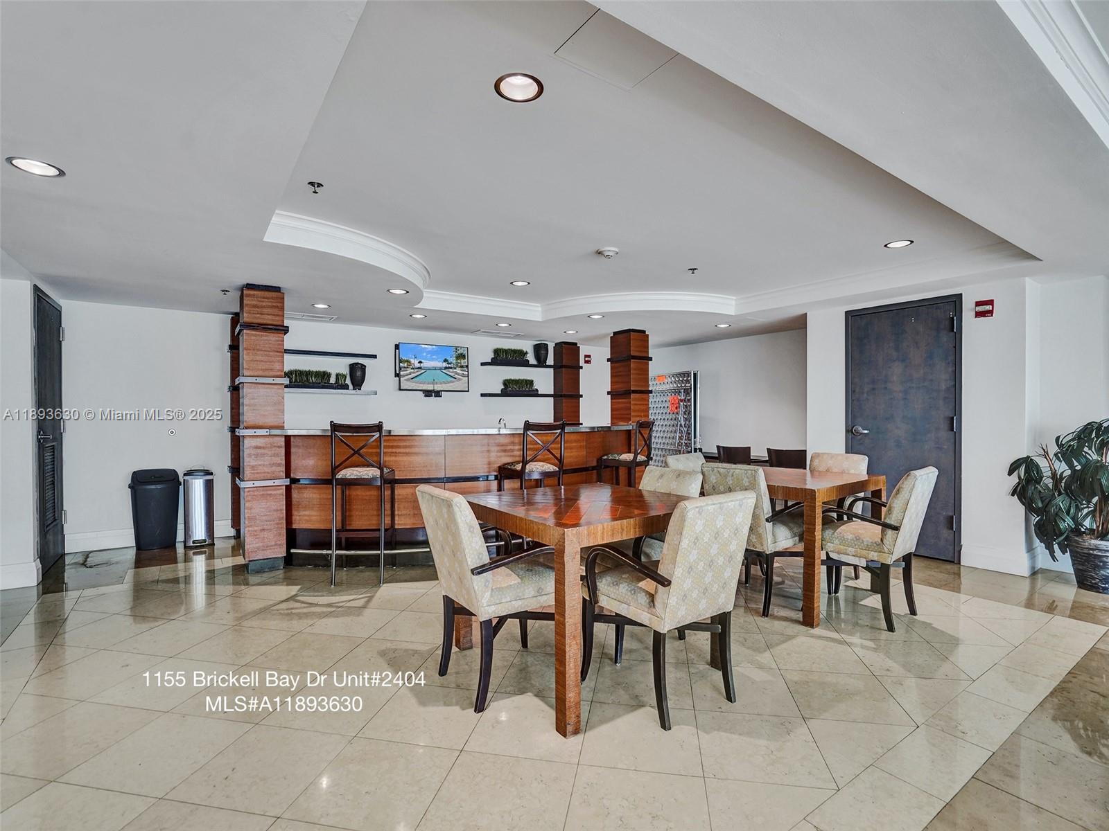 1155 Brickell Bay Dr #2404, Miami FL 33131