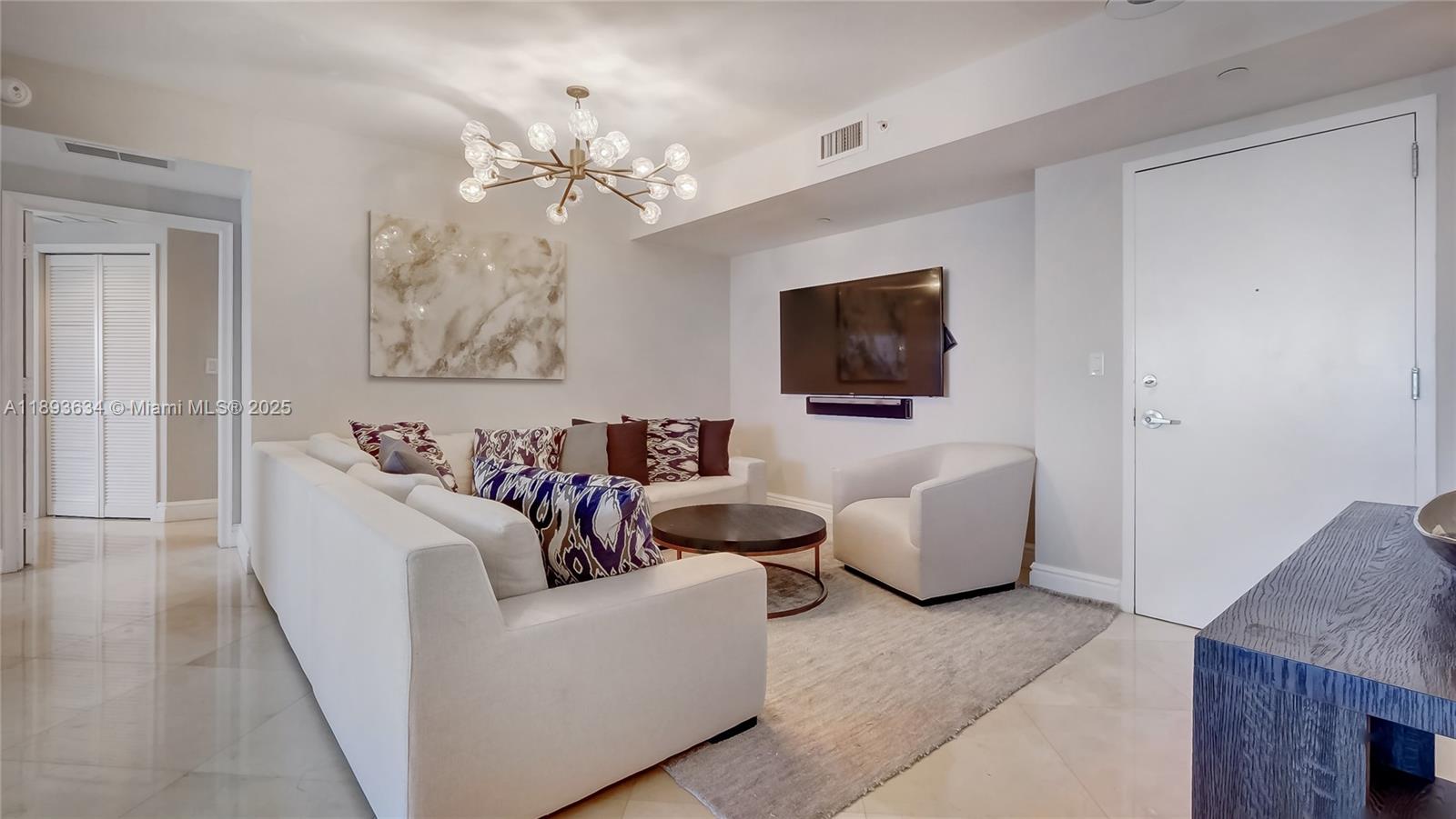 6365 Collins Ave #3802, Miami Beach FL 33141