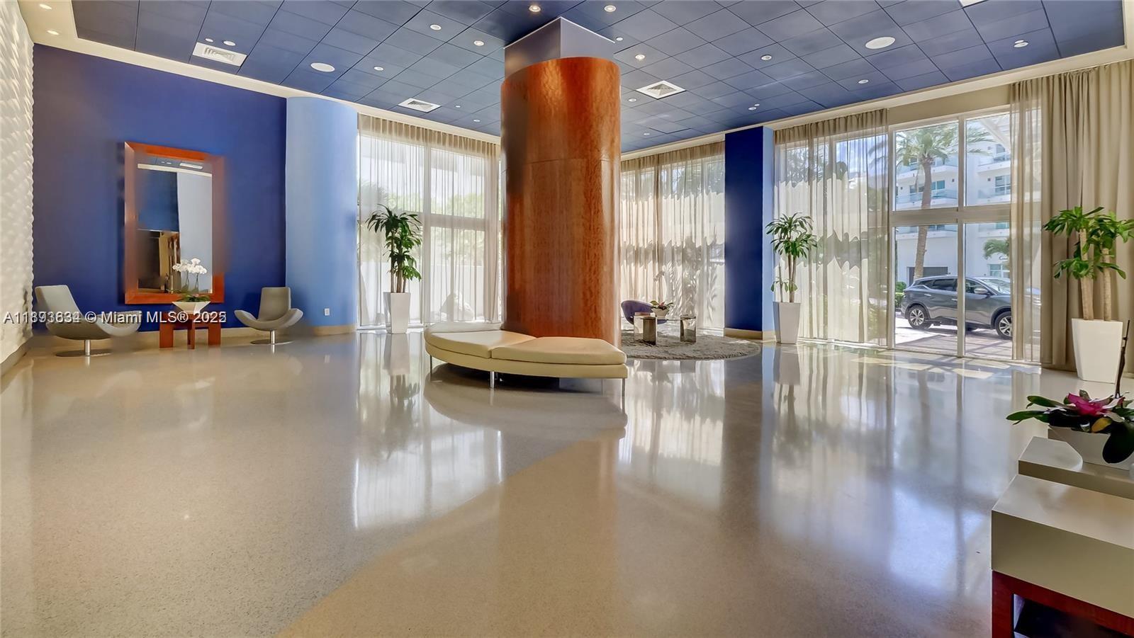 6365 Collins Ave #3802, Miami Beach FL 33141
